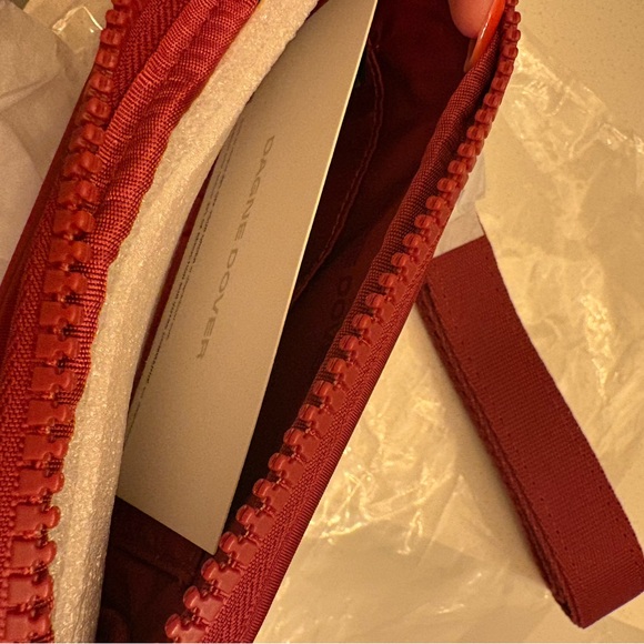 Dagne Dover Red Crossbody Bag - Picture 3 of 5